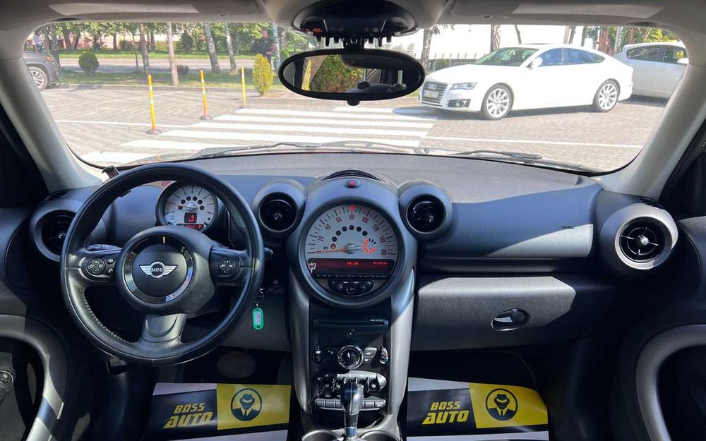 MINI Cooper 2012