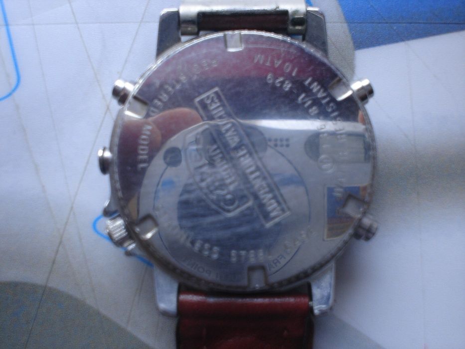 Novo Preço Relógio marca Camel com ponteiros em ouro