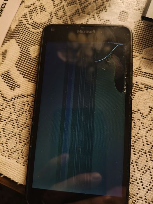 Tel. Microsoft model RM-1072 uszkodzony wyswietlacz
