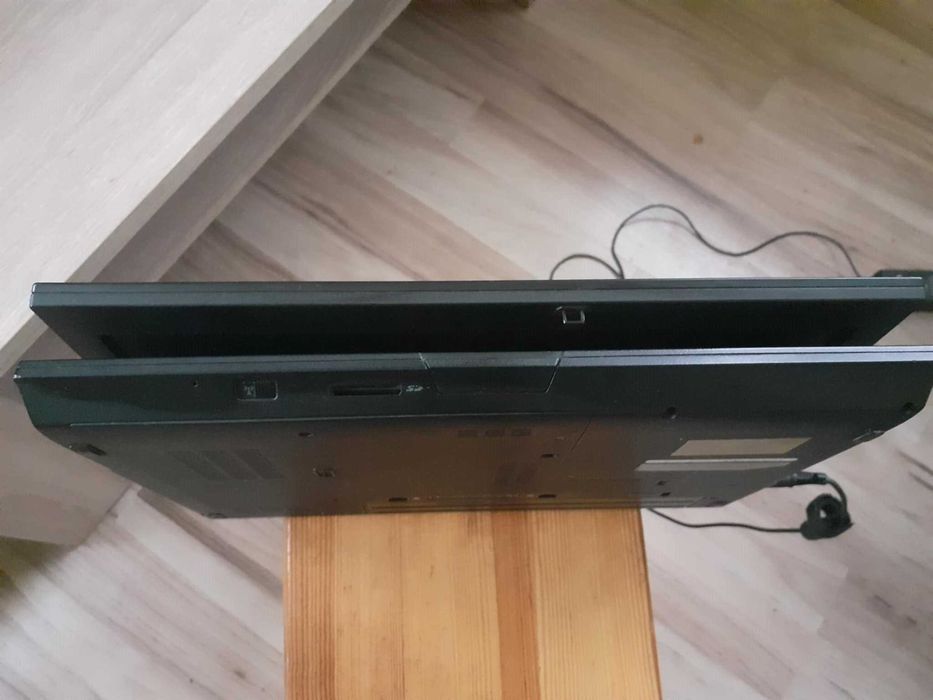 Laptop Dell LATITUDE E5400