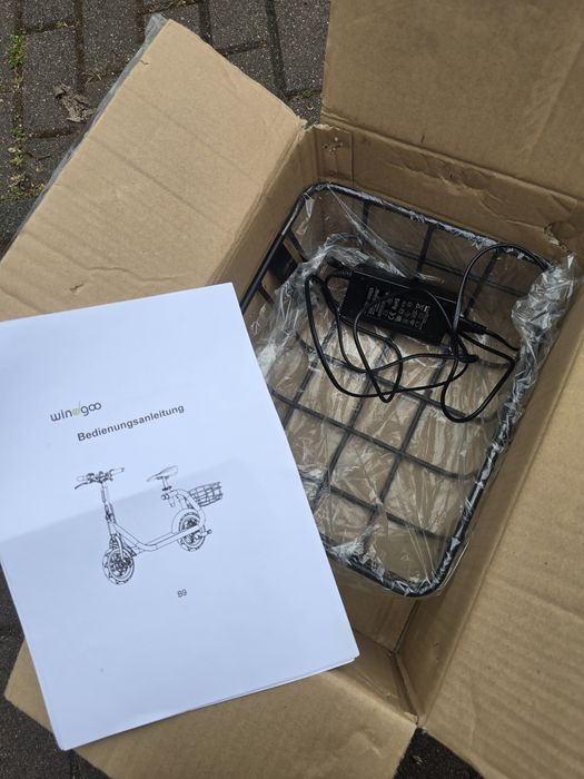 Електросамокат Windgoo B9