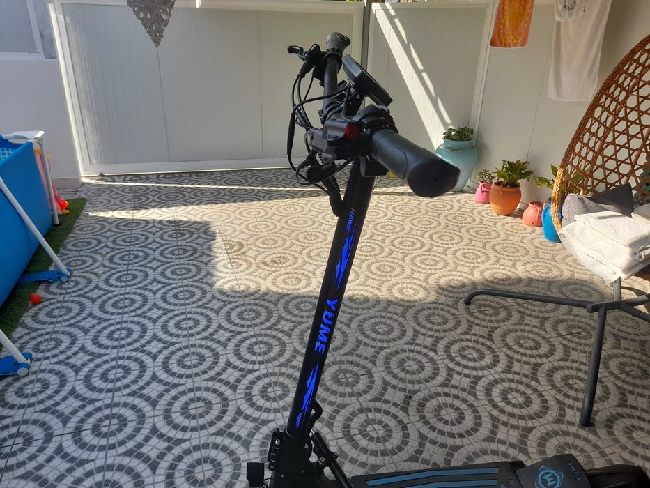 Yume Hawk trotinete