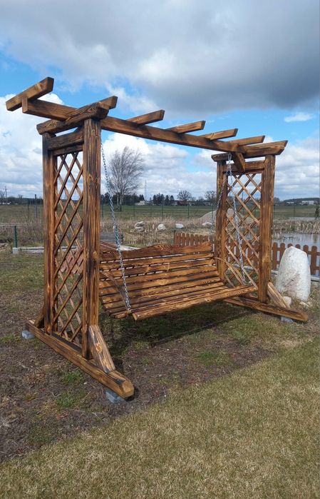 Huśtawka ogrodowa z pergolą Opalona