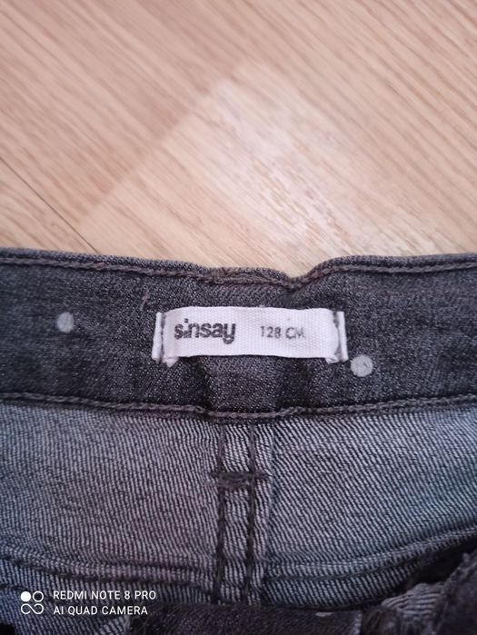 Sprzedam jeansy dla dziewczynki