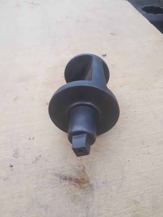 Pompa BP MEC 9-11-13. Kolektor.