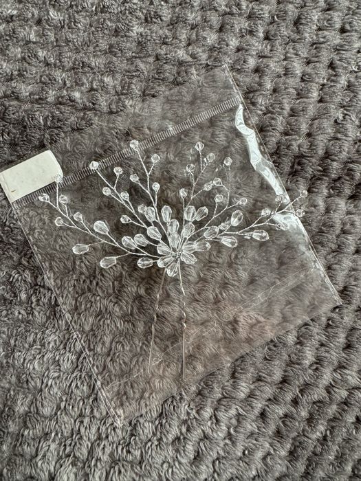 Прикраса для волосся вечірня весільна