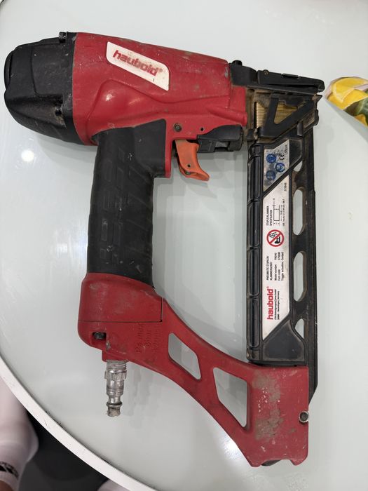 Haubold pistolet pneumatyczny na zszywki