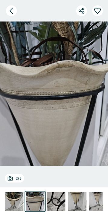 Decorative Jug478947707087104001