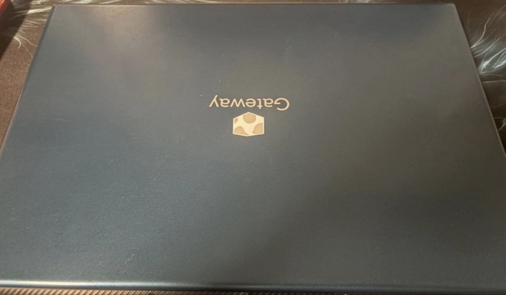 Sprzedam laptopa getway cena do negocjacji