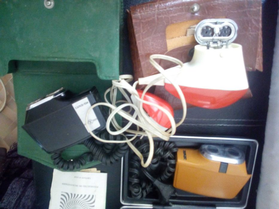 Продаю электробритвы.