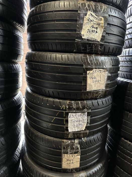 235/45/17 шины лето Toyo отличные