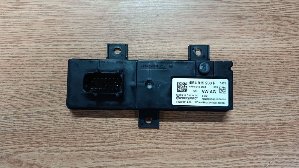 Блок керування високовольтним акамулятором audi porsche 4m4915233p,4m0915233p