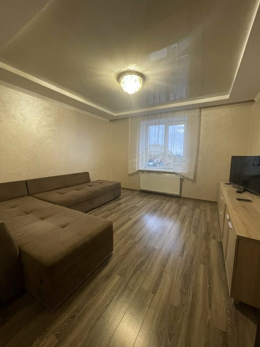 Продаж 1-квартири у новобудові з автономним опаленням.