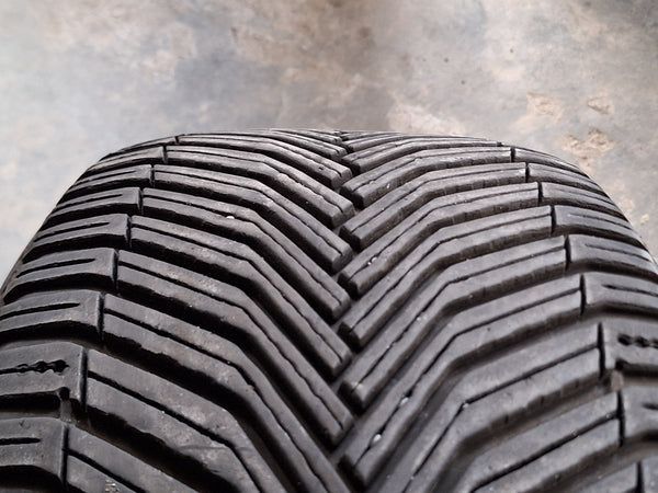2 Pneus Michelin Cross Climate 2 SUV  245/50 R19