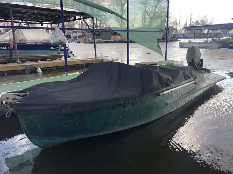 Продам лодку южанку