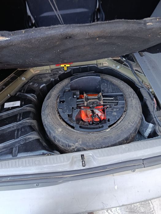 Продам автомобіль Рено Сценік2