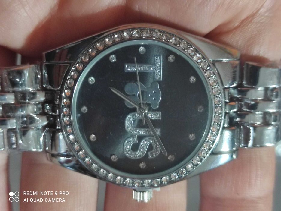 Zegarek z misiem cudo