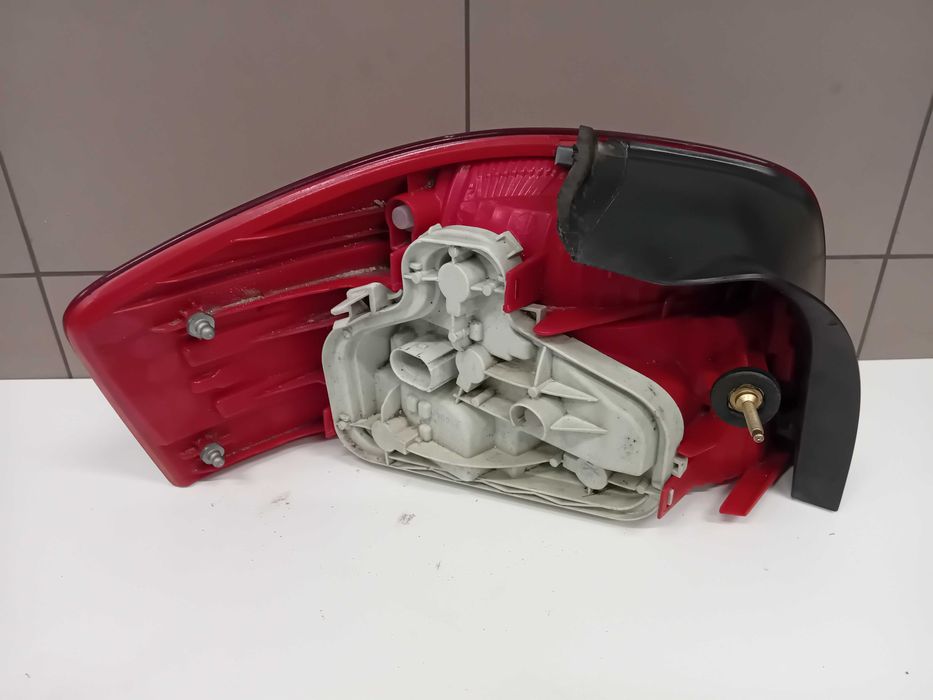 Lampa tylna prawa Audi A3 8P 3-drzwi