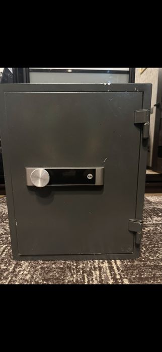 Сейф вогнетривкий Yale YFM/420/FG2