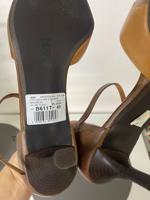 Brązowe buty na obcasie czółenka 40 nowe
