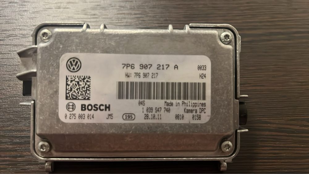 Камера асистентів в дзеркалі ACC: Audi A6 A7 A8, Volkswagen Tuareg