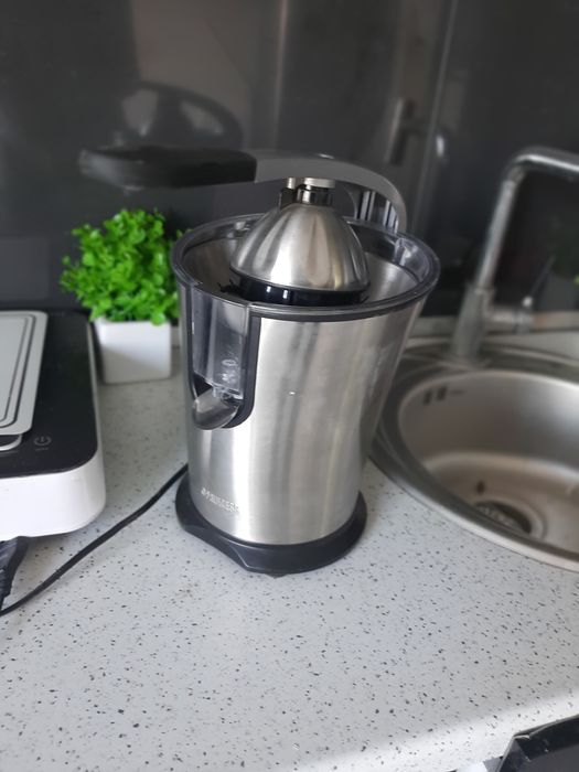 Соковыжималка Princess для отжима сока из фруктов с апельсинов лимонов