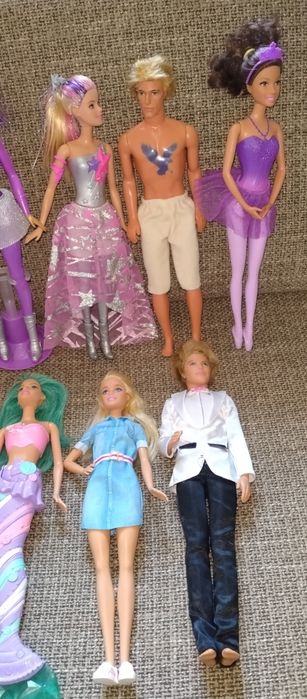 Diversas Barbie e Ken