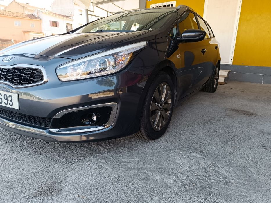 Kia Ceed SW 1.4 Crdi como novo