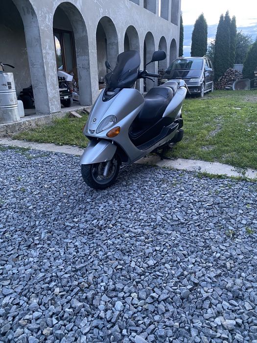 Yamaha majesty 125 водяне охолодження ямаха