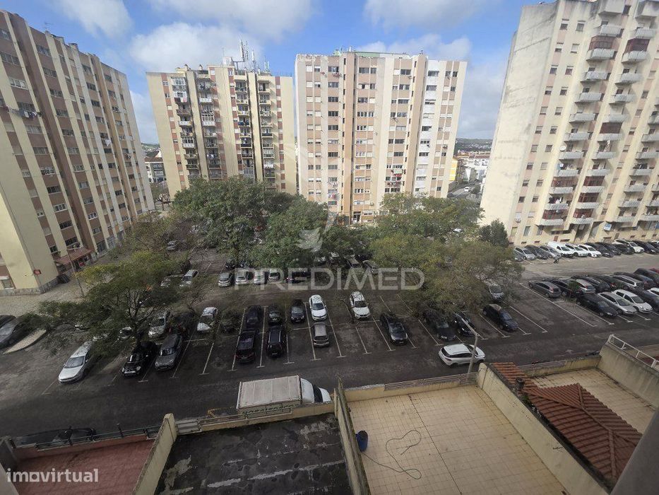 T3 Carregado — Carregado E Cadafais, Lisboa