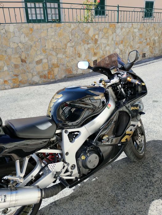 Vendo Honda cbr 900rr