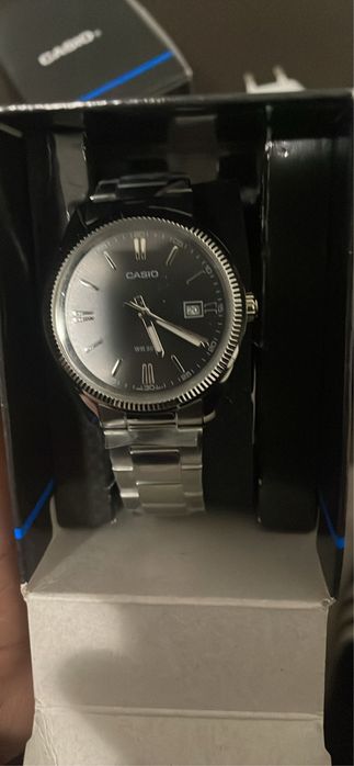 Relogio casio novo