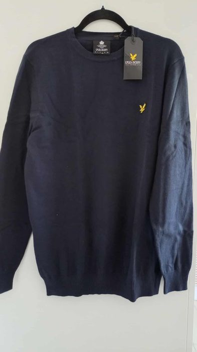 Темно синій светр Lyle&Scott