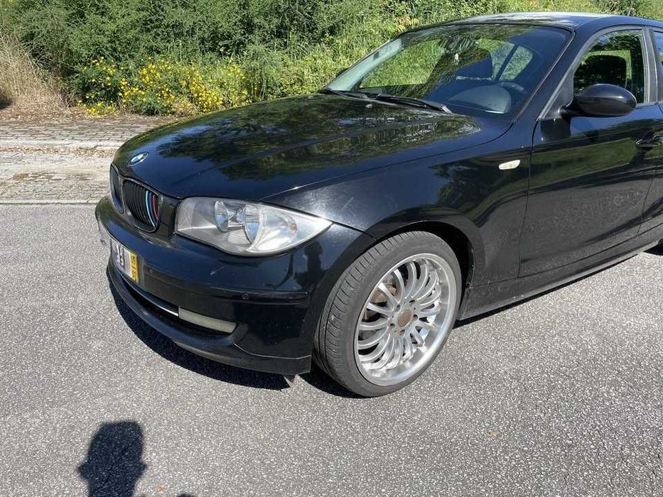 BMW 118d (2009) - Nacional - Muito Estimado