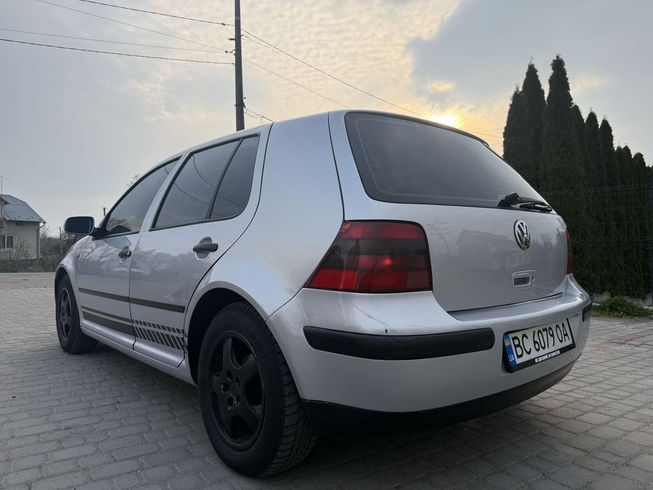 Volkswagen Golf IV