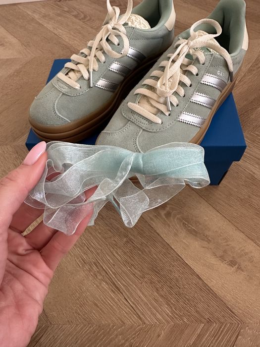 Błękitne Gazelle Adidas 38
