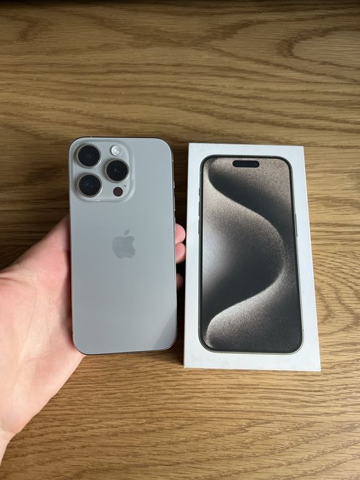 Apple iPhone 15 Pro 128 GB Natural Titanium в идеальном состоянии