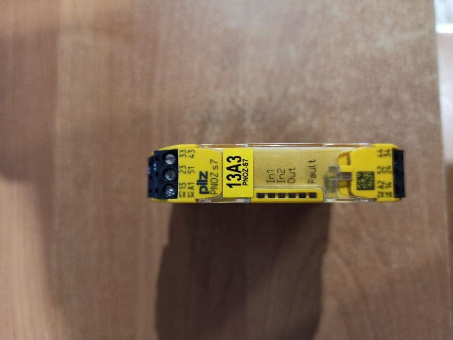 Модуль розширення PNOZ s7 24VDC 4 n/o 1 n/c