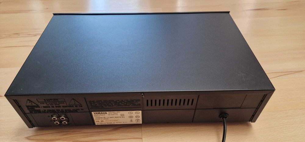 Magnetofon Yamaha KX-300