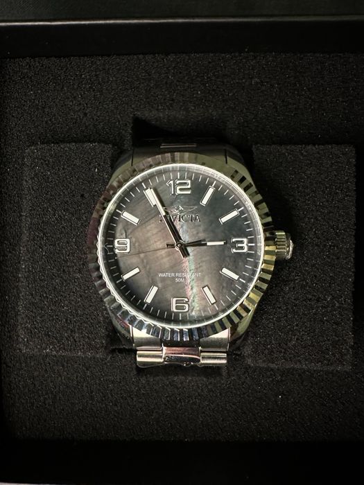 Годинник Invicta mother of pearl