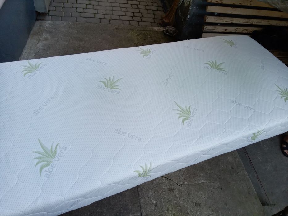 Матрац односпальний 90*200