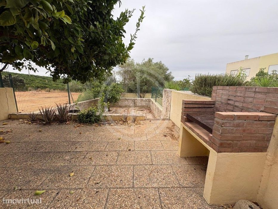 Moradia Geminada T3 em Conceiçãoi, Faro