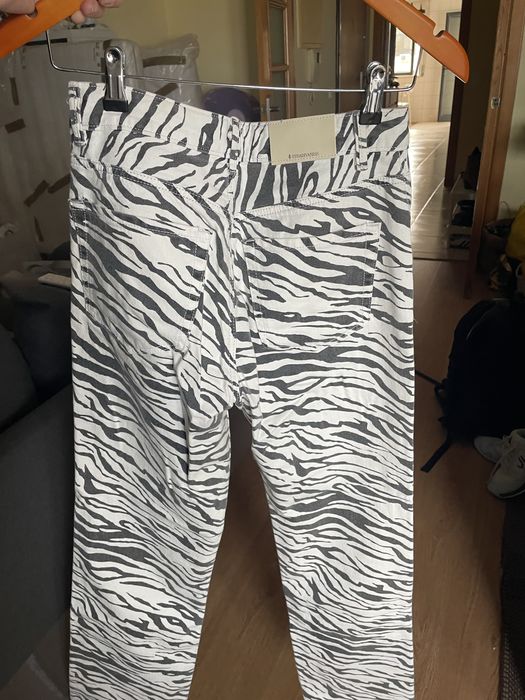 Calças padrao zebra Stradivarius