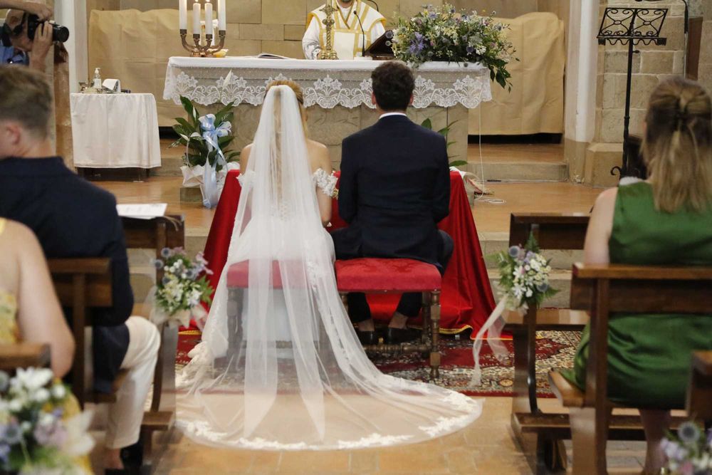 Suknia ślubna w świetnym stanie