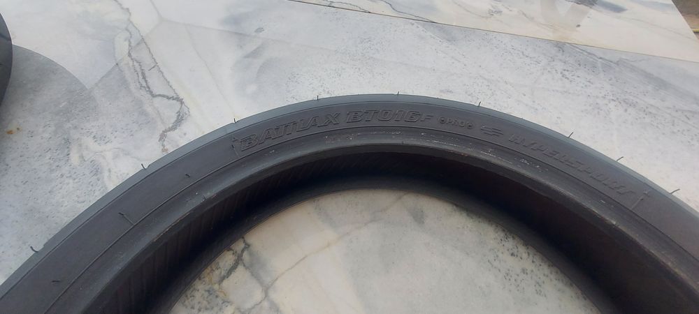 Pneus Brigestone Battlax bt016f 120/70zr17m e bt016r 190/50/17mc