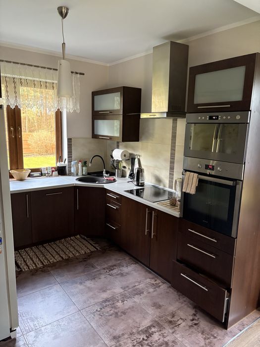 Sprzedam kompletną kuchnię ze sprzętem AGD – bardzo dobry stan