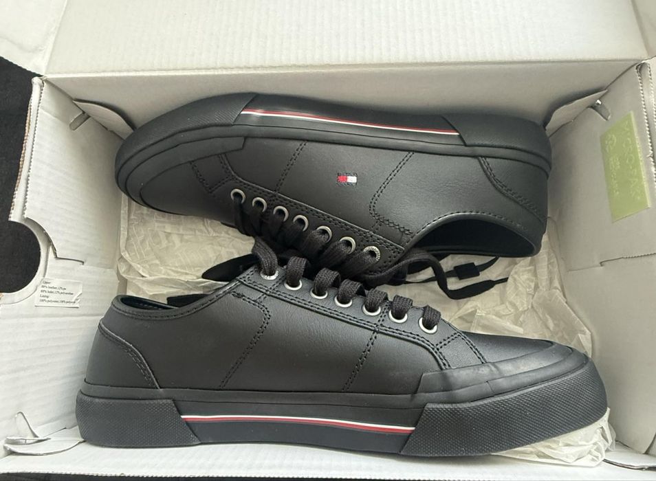 Кеди , кросівки  Tommy Hilfiger