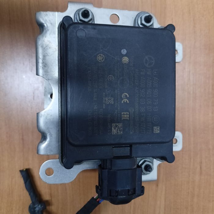 Radar distronic Mercedes w213  A0009,020,338
