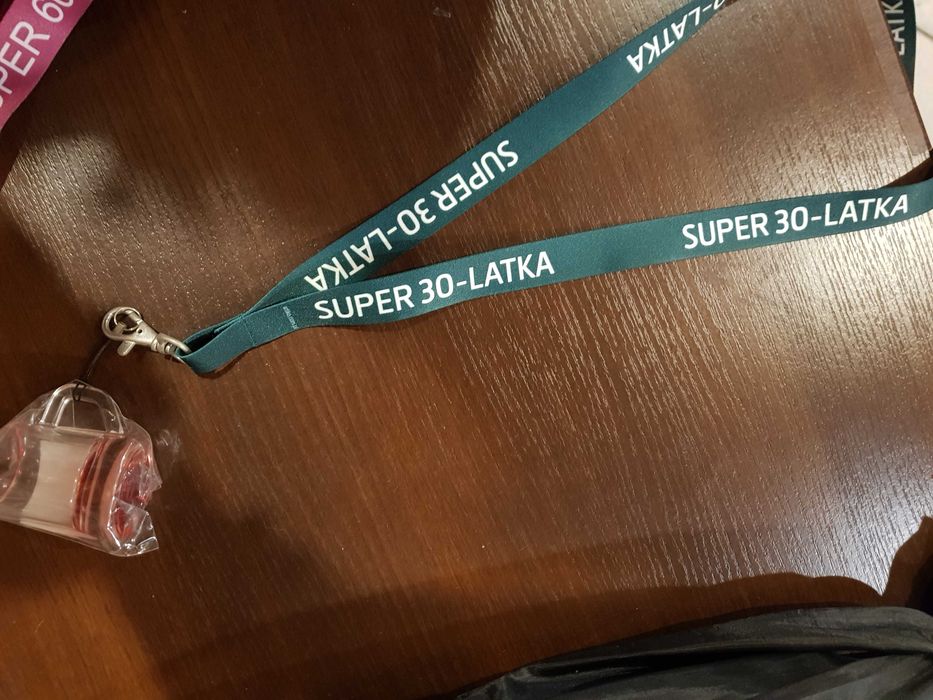 Smycz z kufelkiem dla Super 60-latka