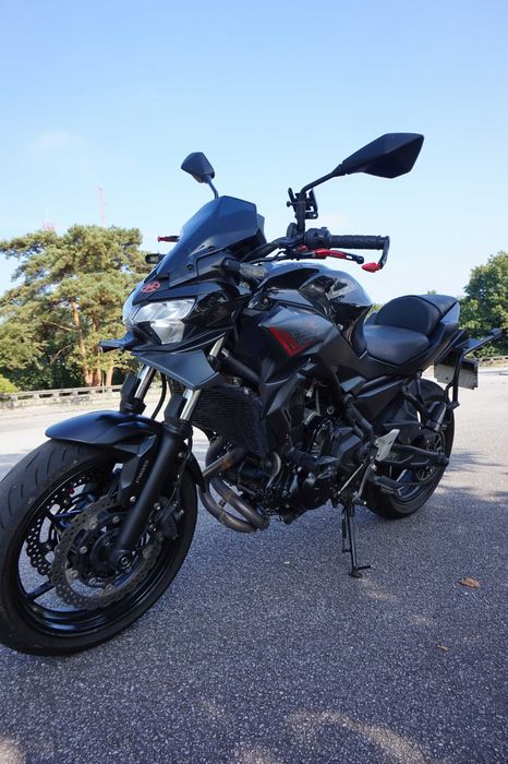 Kawasaki Z650 Akrapovic c/o Revisão